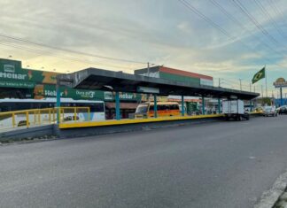 Motoristas e cobradores aprovam paralisação após atrasos de salários em Manaus