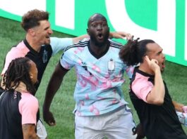 Bélgica goleia os Estados Unidos e avança às quartas de final da Copa do Mundo