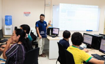 Câmara Municipal de Manaus forma 60 novos alunos em cursos de informática básica e avançada