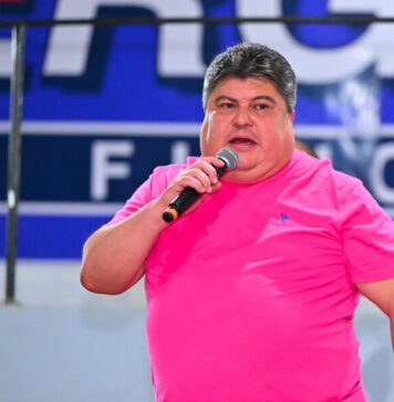 David Reis participa de encontro com lideranças e moradores do Colônia Santo Antônio, na Zona Norte de Manaus