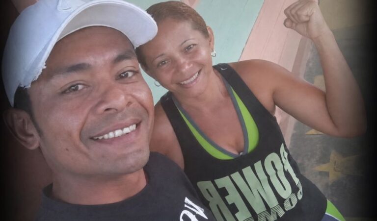 [Vídeo]: Suspeito de m@tar mulher a f@cadas quase é linchado por população revoltada no interior do AM