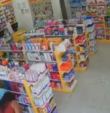 Casal é filmado furtando produtos de drogaria na avenida Camapuã em Manaus