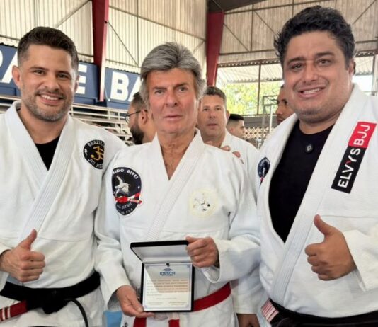 Ministro Luiz Fux recebe homenagem por atuação social por meio do Jiu-Jitsu