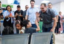 Governador Roberto Cidade visita Hospital Francisca Mendes e conhece tecnologia utilizada em cirurgias cardíacas pediátricas